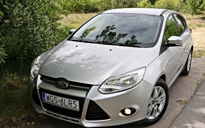 Ford Focus cena 23900 przebieg: 120000, rok produkcji 2013 z Gostynin małe 781